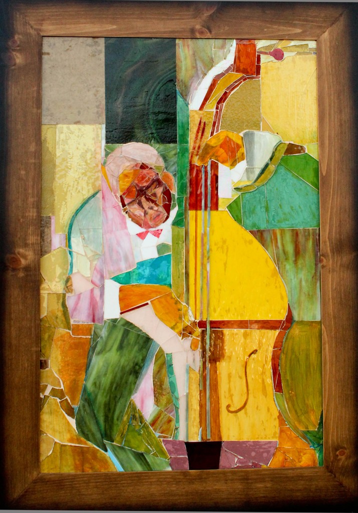 2014 Juror’s Choice: Jeannine Falino. Patricia Marin, Bass Man, 2012, glass